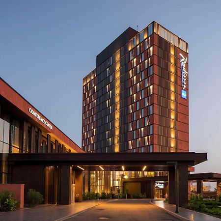 Radisson Blu Hotel & Conference Center, 尼亚美 外观 照片