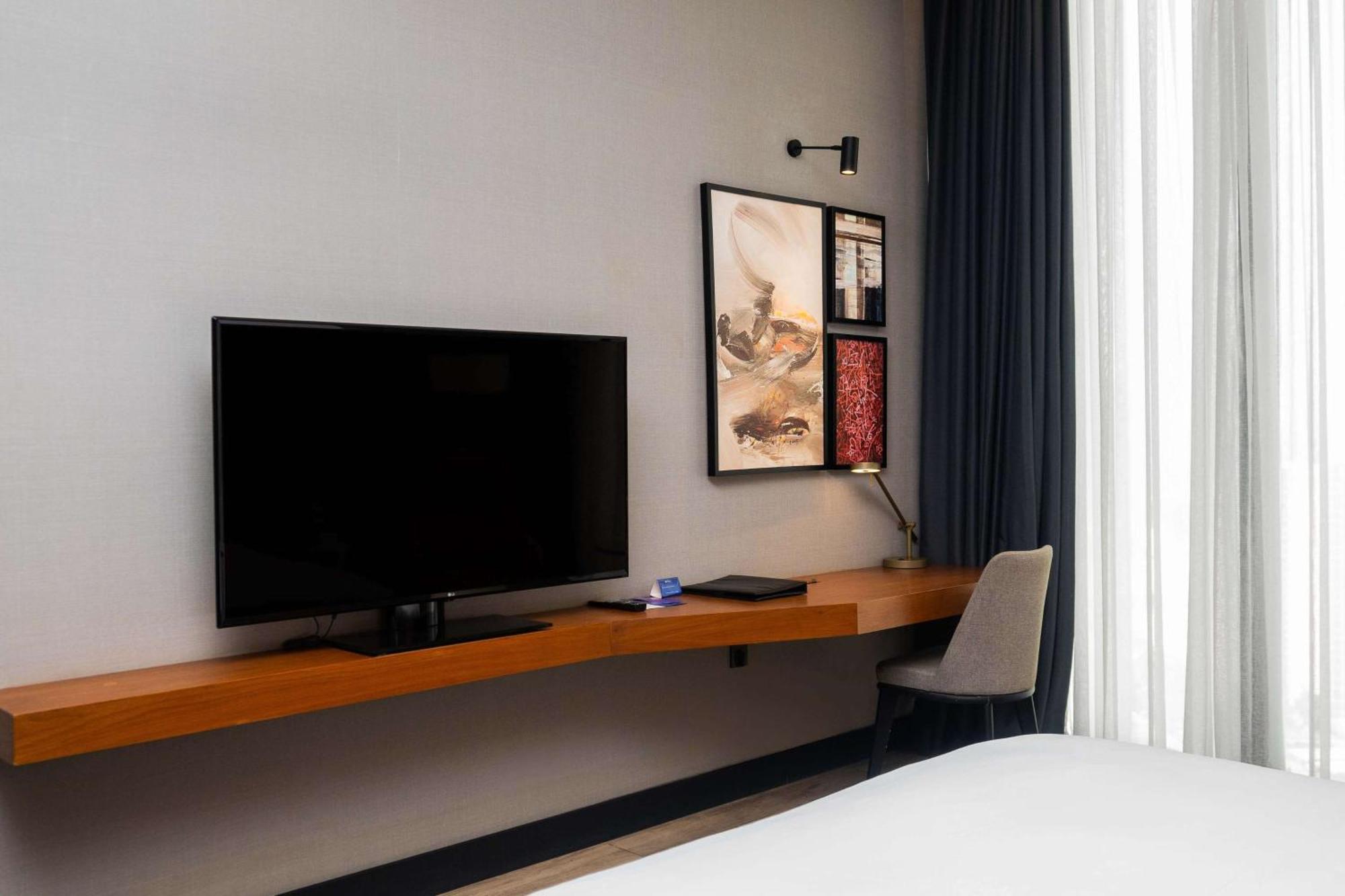 Radisson Blu Hotel & Conference Center, 尼亚美 外观 照片